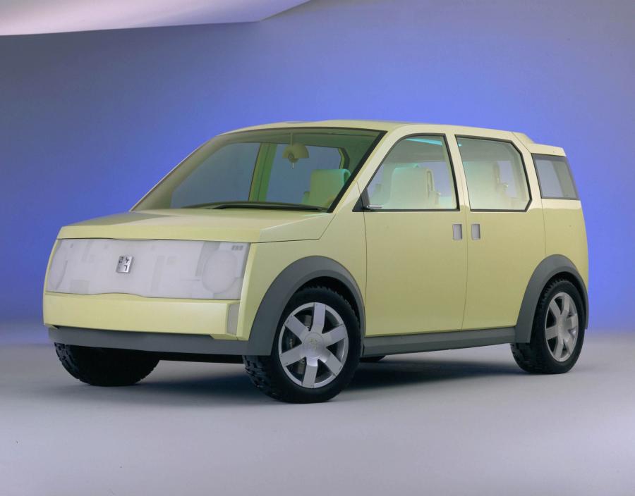  Ford 247 Wagon 2000 года  (фото 1 из 13)